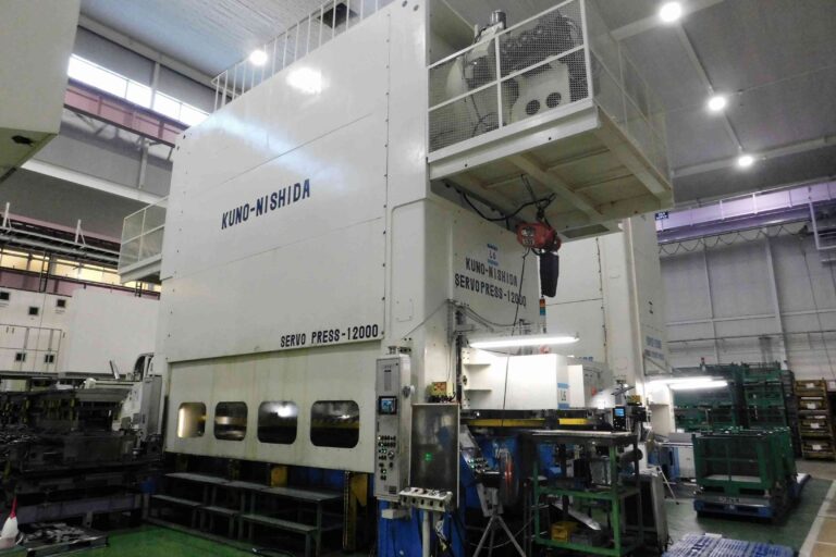 自動車の電動化想定し、大型で複雑・高精度なプレス技術を開発[プレス加工技術最前線] | 金型しんぶんONLINE｜金型新聞社
